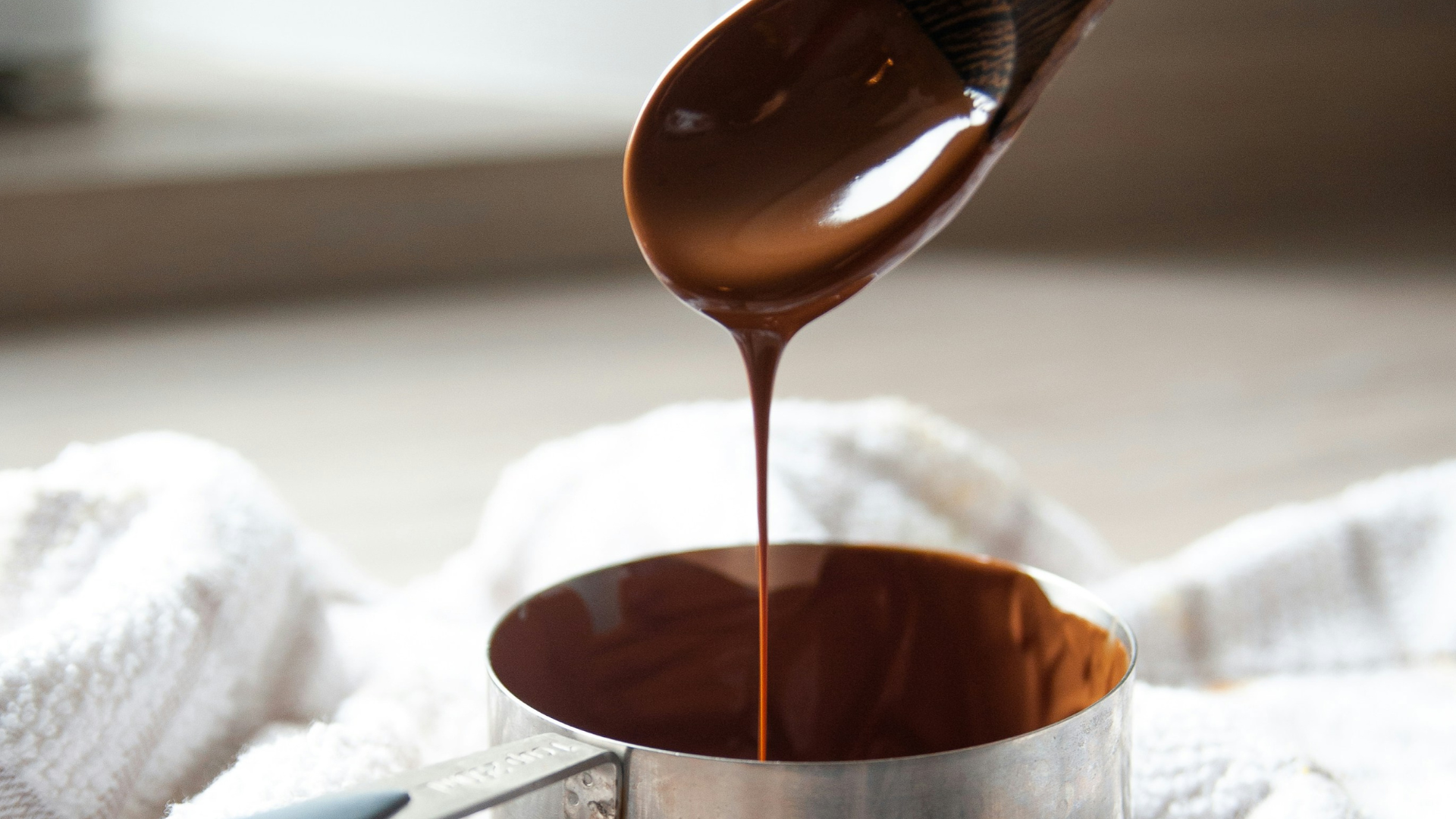 Load video: HOW TO MAKE SUGAR FREE HOT CHOCOLATE